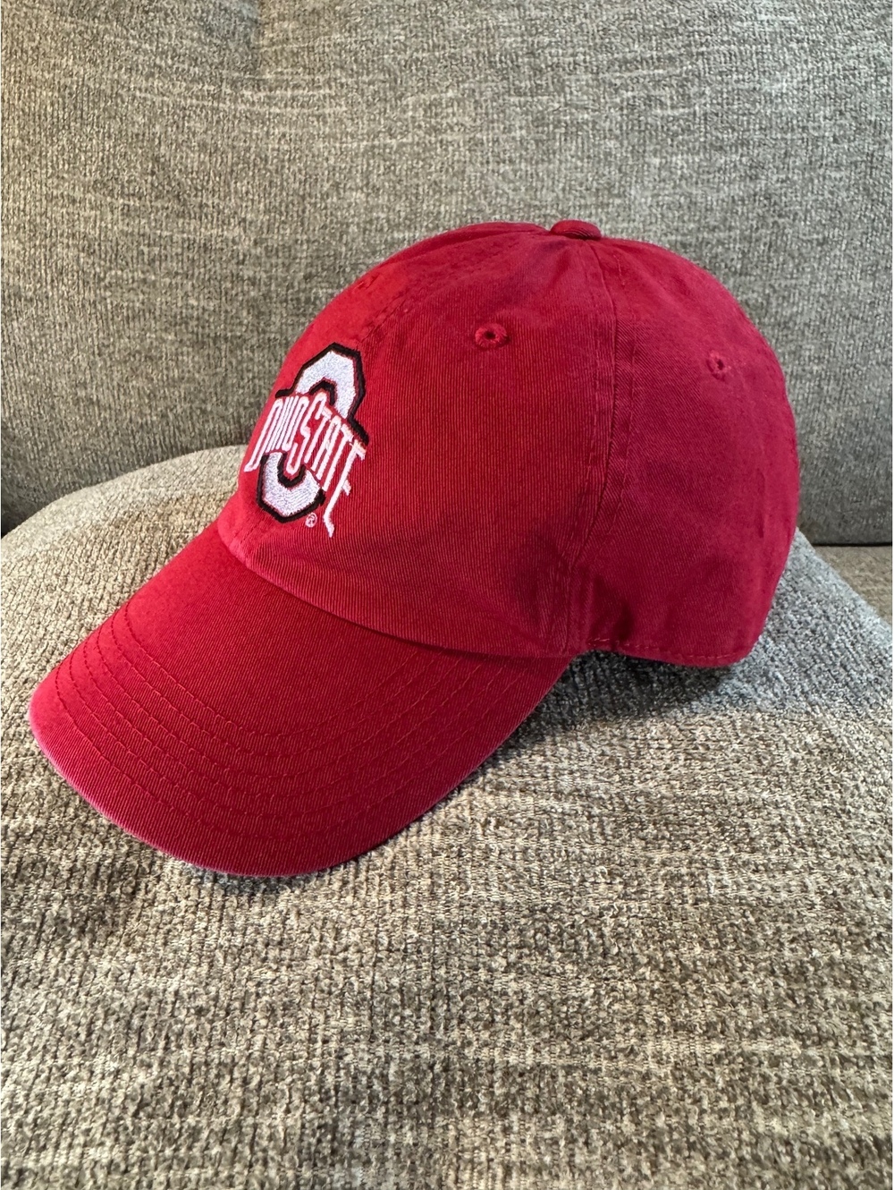 Official Ohio State Buckeyes Red adjustable OSFA - Picture 3 of 10